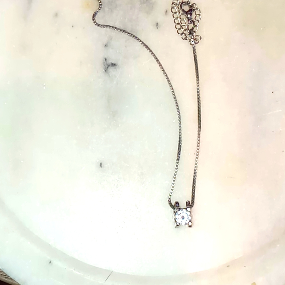 Necklace - Picture 1 of 1